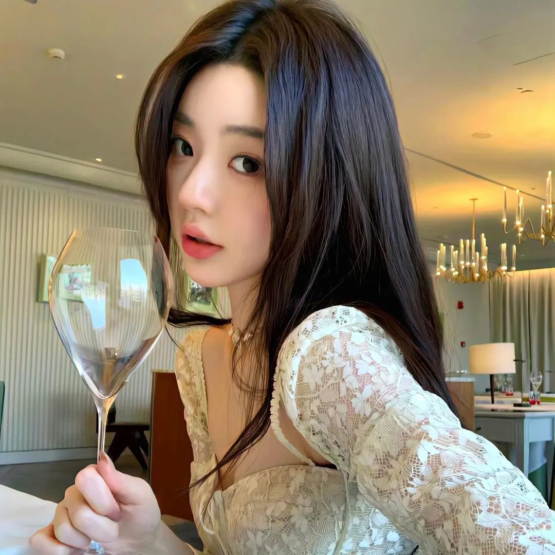 明天,我会成为谁的女友